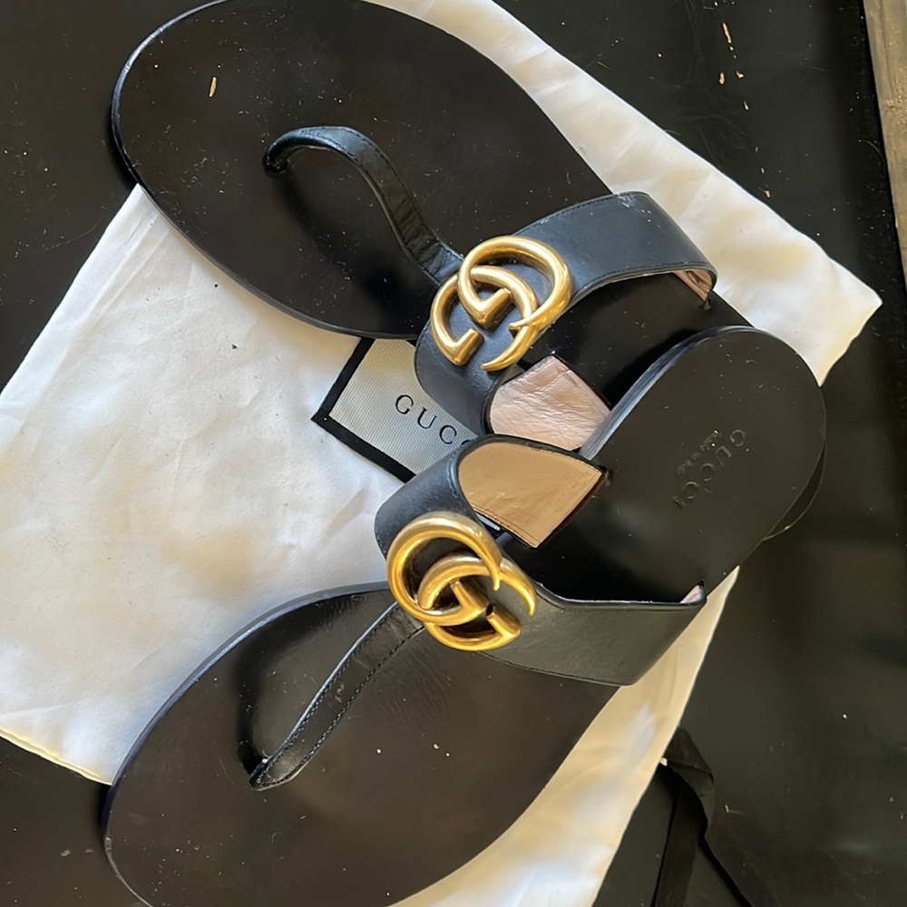 Gucci Marmont Thong Sandals 36.5- authentic